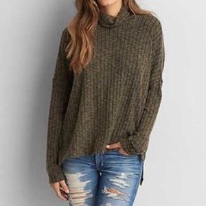 American Eagle olive green XS sweater